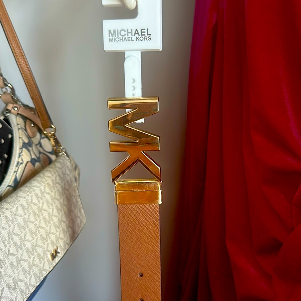NWT Michael Kors REVERSIBLE belt BROWN size:M